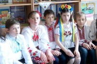 Виховний захід « Ми тебе не забудемо, Тарасе .»
